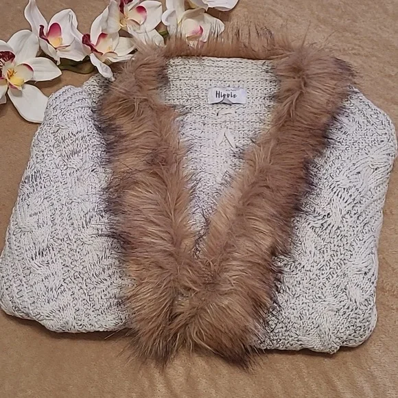 NWOT Open Front Cardigan Sweater - Picture 2 of 16